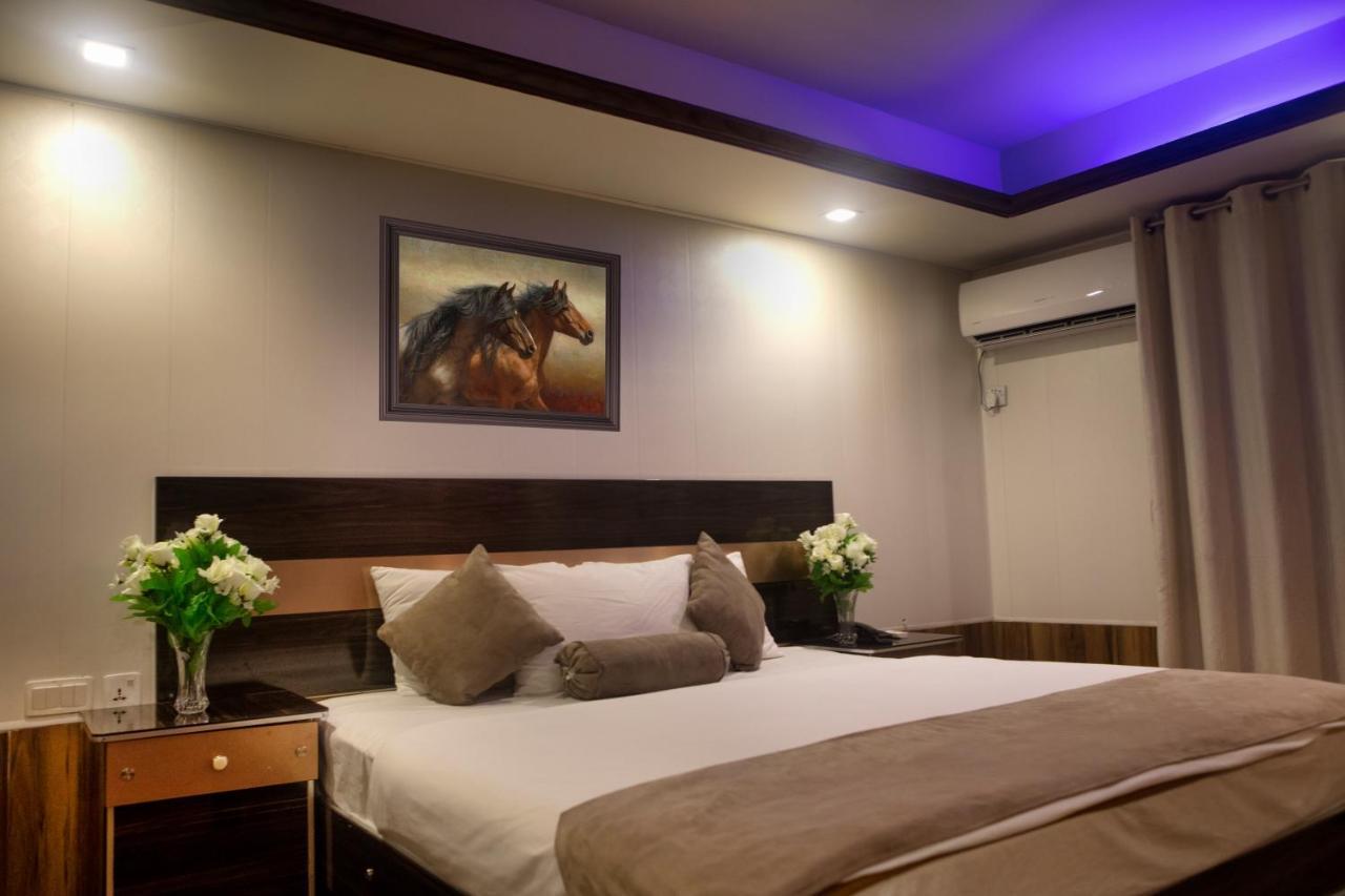 Hotel Marco Polo Лахор Екстер'єр фото