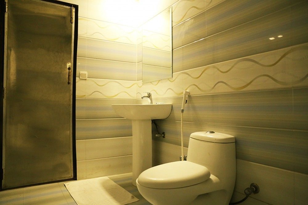 Hotel Marco Polo Лахор Екстер'єр фото